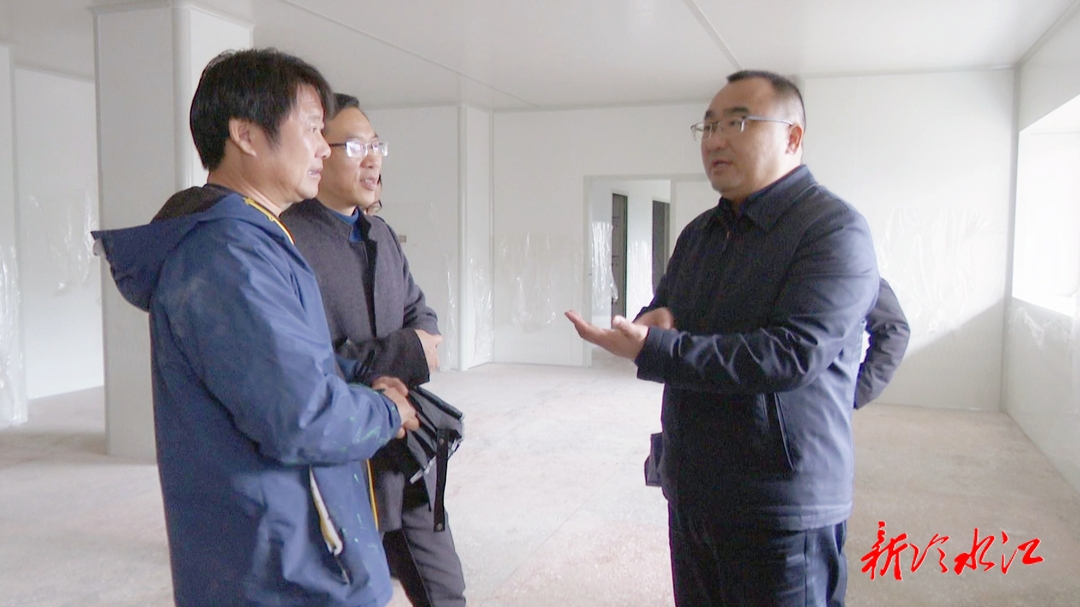 Kaiyun网址 开云陈群调研小水果示范产业园区建设等工作