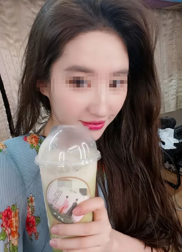 出事了！美女拍到“豹纹芒果”网友：坏水果都到奶茶店了！(图3)