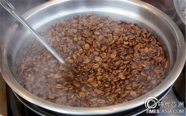 西方人眼中亚洲黑暗料理 油炸蜻蜓水果蝙蝠汤上榜(图9)