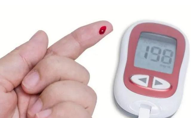 专家支招：掌握饮食结构！了解如何适量食用这两种高血糖水果