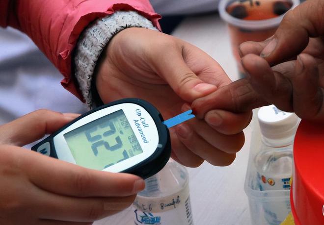 提醒糖尿病患者要注意的4大“禁忌”为了血糖稳定一个都别有