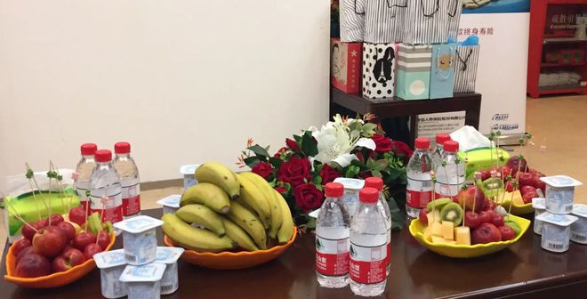 kaiyun登陆入口开云被全网群嘲的“上门做客吃车厘子”事件：你爱面子的穷样真丑(图4)