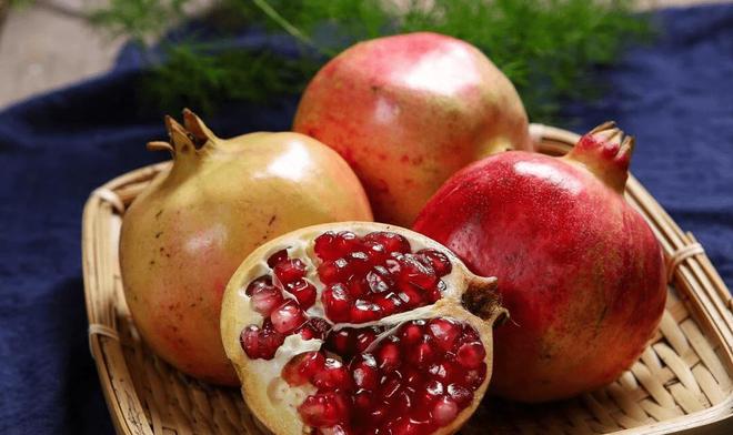 今日元旦这6种果摆上桌寓意2024红红火火为新年讨个好彩头开云kaiyun官方网站(图2)