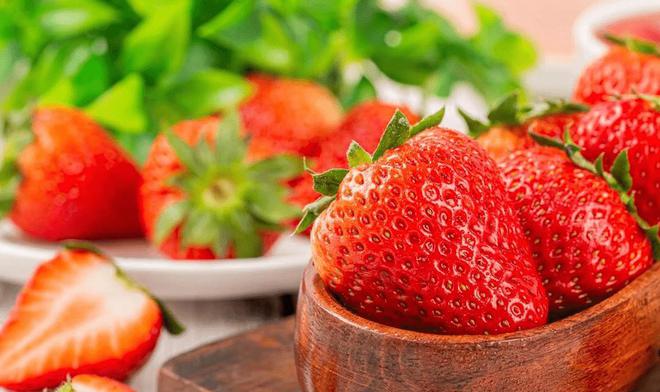 今日元旦这6种果摆上桌寓意2024红红火火为新年讨个好彩头开云kaiyun官方网站(图6)