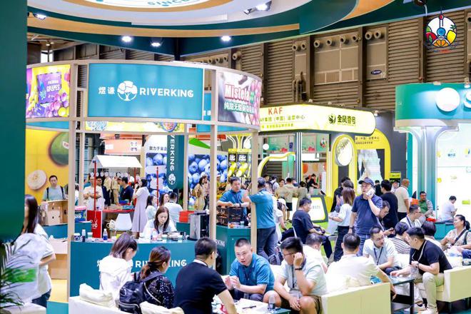 开云kaiyun官网2024中国国际水果展盛大开幕全球果业齐聚上海！(图2)