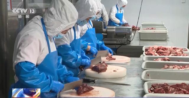 开云果蔬、梭子蟹、牛羊肉……多元消费让中秋市场“热”起来(图8)